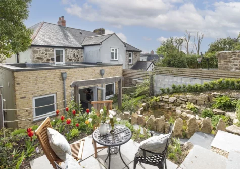 The tiered garden & outdoor sitting area at Fernbank, Lelant