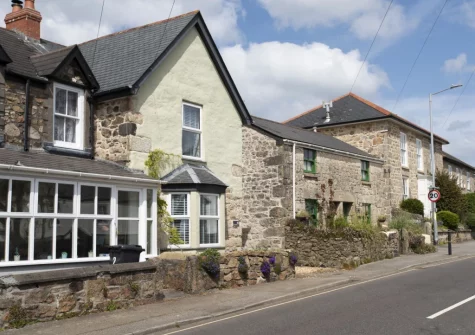 Fernbank is a refurbished boutique cottage in Lelant, set over two floors, with a lovely mature garden, beautiful interiors & parking