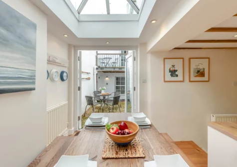 The dining area at Ferrymans Cottage, Appledore