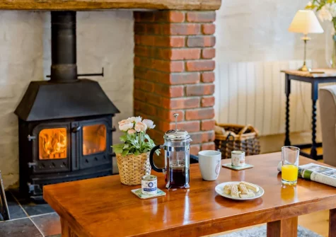 The living area at Fisherman's Rest at Blagdon Farm, Ashwater