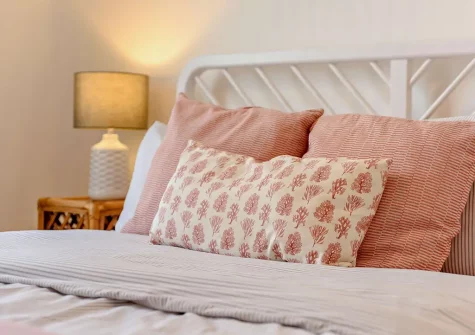 Bedroom #1 at Fishermans View, Appledore