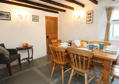 The dining area at Fisherton Cottage, Poughill