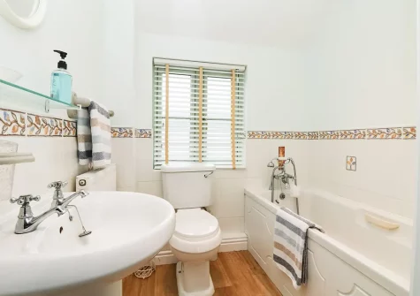 The bathroom at Fistral Bay Cottage, Newquay