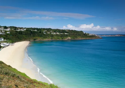 Flat 1, Holmesdale is an ideal base for exploring Cornwall's many beautiful sandy beaches