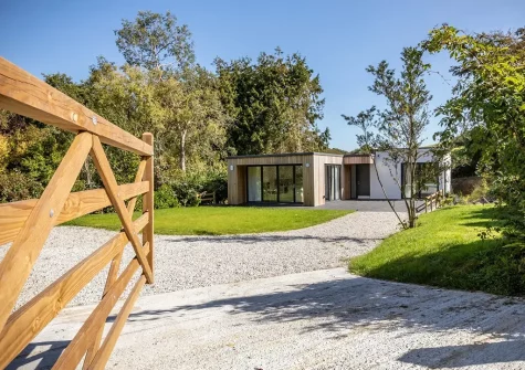 Forda Lodge is a stylish & beautifully finished lodge perfect for couples or small families looking for a coastal retreat