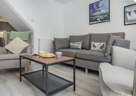The living room at Fourteen Captains Cottage, Brixham