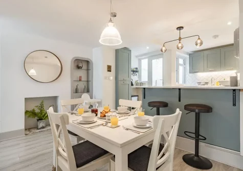 The dining area at Fourteen Captains Cottage, Brixham
