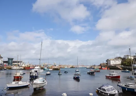 Enjoy Brixham’s bustling town centre, beaches and coastal walks from your doorstep when you stay at Fourteen Captains Cottage