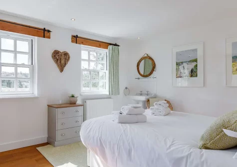 Bedroom #1 at Fox Corner, Little Petherick