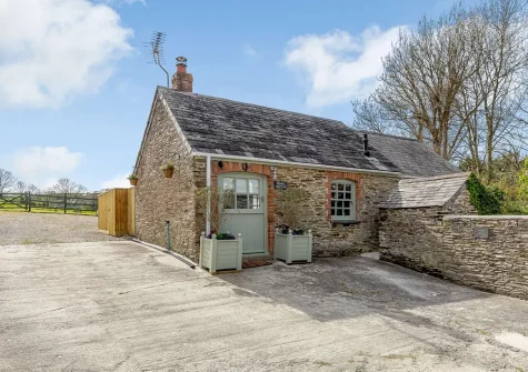 Outside Fox Corner, Little Petherick