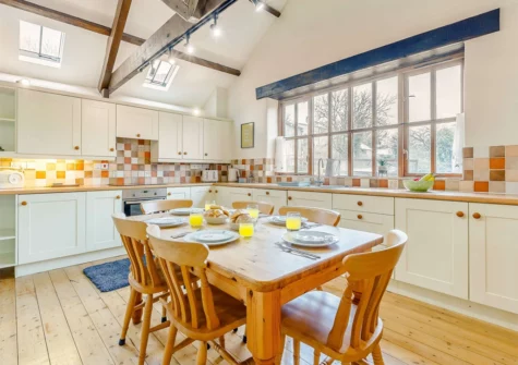 The kitchen & dining area at Foxglove Barn, Greylands Farm, Youldonmoor Cross