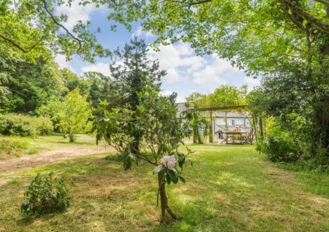The pergola, alfresco dining area & garden at Fox's Folly, North Tamerton