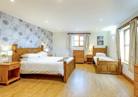 Bedroom #1 at Freedom at Ashcombe Cottages, Ashcombe