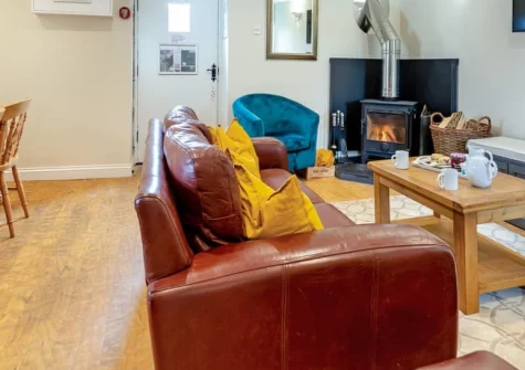 Freedom at Ashcombe Cottages is a charming cottage sleeping eight in three ensuite bedrooms, set within Woodhouse Farm estate with indoor pool, sauna and games room, offering a peaceful base for exploring Devon's amazing attractions.