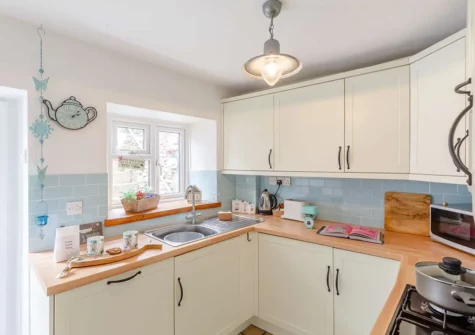The kitchen at Frogwell Cottage, Brixham