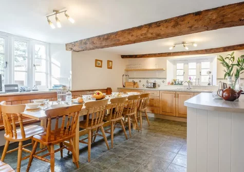 The kitchen & dining area at Fursdon Farmhouse, Iddesleigh
