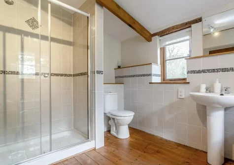 One of the shower rooms at Fursdon Farmhouse, Iddesleigh