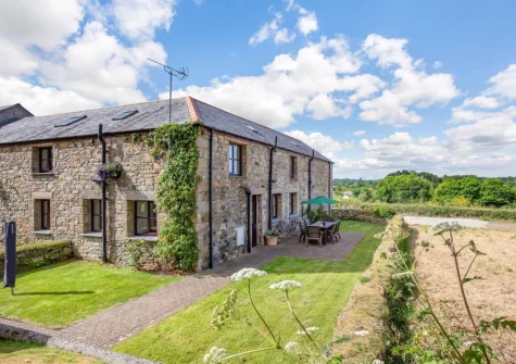 Geevor is one of four lovingly converted barns in idyllic rural setting with far reaching countryside views