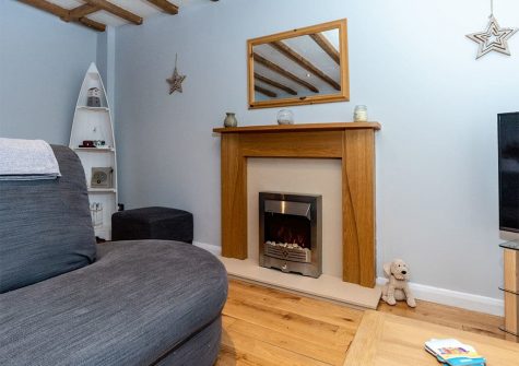The living area at Gemstone Cottage, Brixham