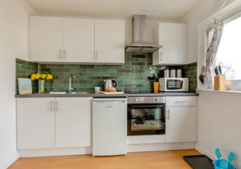The kitchen at Gone To The Beach at Brixham Holiday Park, Brixham