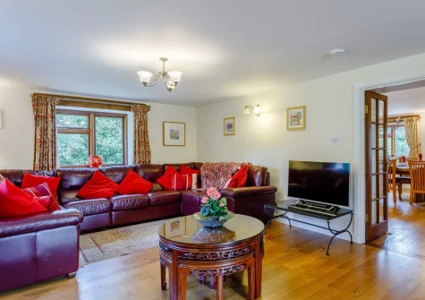 The living room at Gracious Ford Farm, Oakford