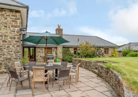 The patio, barbecue & alfresco dining area at Gracious Ford Farm, Oakford
