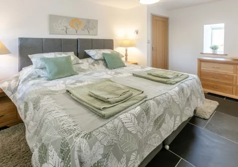 Bedroom #2 at Grampys Barn, Bray Shop