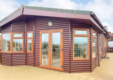 Grandma's Stick House at Mullacot Park is less than 10 minutes' drive from two beaches & Ilfracombe's quaint harbour