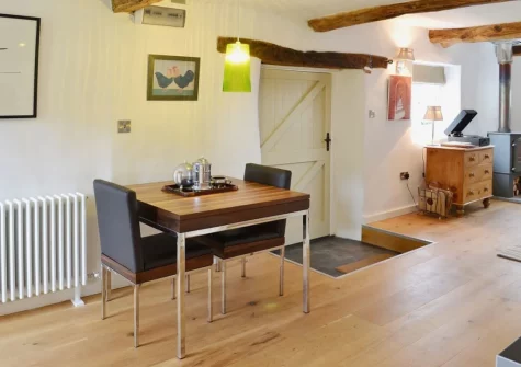 The dining area at Granny McPhee's Cottage, West Chilla