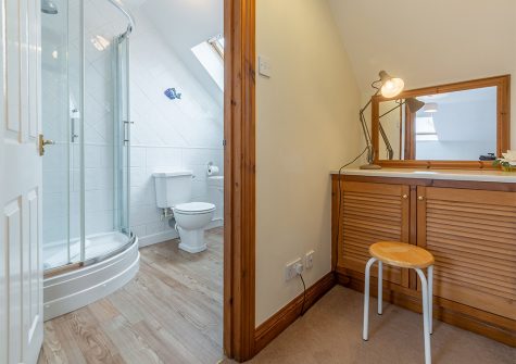 Bedroom #1 en-suite at Gwella, Roserrow, Polzeath