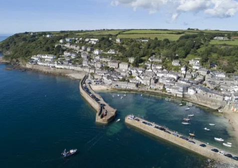 With its pretty harbour, Mousehole is quite possibly one of Cornwall's most attractive & charming villages