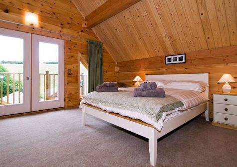 Bedroom #1 @ Hadleigh Lodge