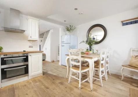 The kitchen & dining area at Happy Days Cottage, St Ives