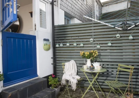 The courtyard & outdoor sitting area at Happy Days Cottage, St Ives