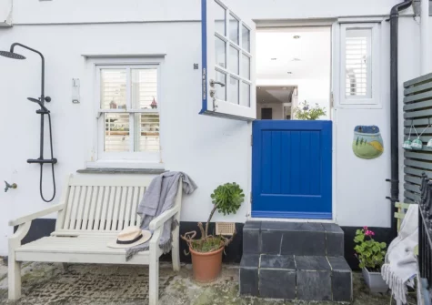 The courtyard & outdoor sitting area at Happy Days Cottage, St Ives