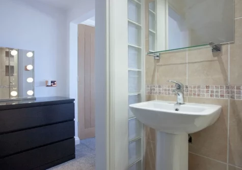 Bedroom #1 en-suite shower room at Harbour Heights, Brixham
