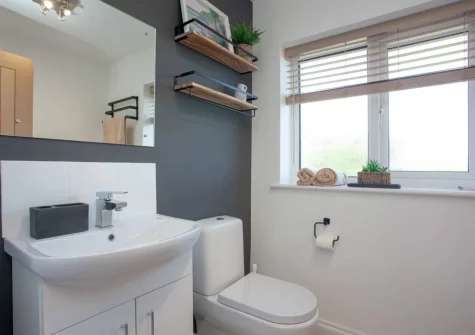 The bathroom at Harbour Heights, Brixham