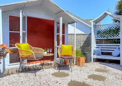 The outdoor sitting area & garden at Harbour Heights, Brixham