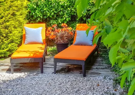 The outdoor sitting area & garden at Harbour Heights, Brixham
