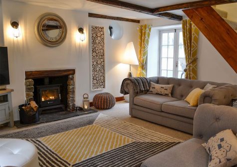 The living area at Harbour Hideaway, Ilfracombe