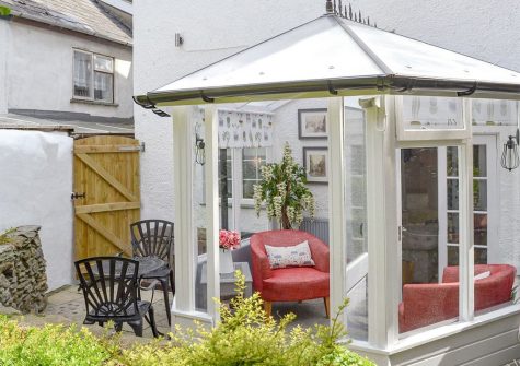 The conservatory & sitting out area at Harbour Hideaway, Ilfracombe