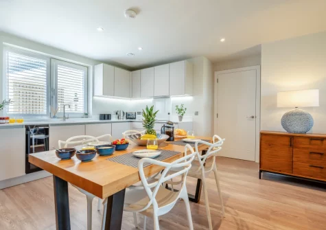 The kitchen & dining area at Harbour Reach, Padstow