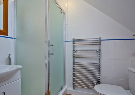 Shower room @ Harbour View, Brixham