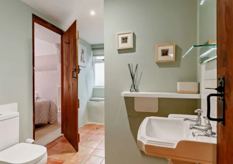 Bedroom #1 en-suite shower room at Harbour's Call, Polperro