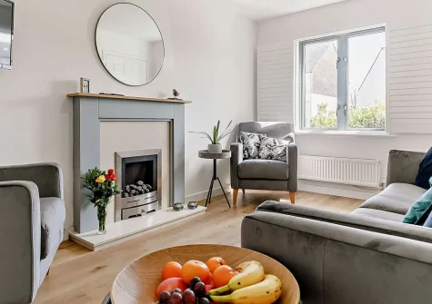 Harbour's Reach, Charlestown is a delightful two-bedroom coastal retreat featuring a beautiful sun-trap terrace and easy access to the village's Georgian charm, historic harbour, maritime heritage, and South Cornwall's finest attractions.