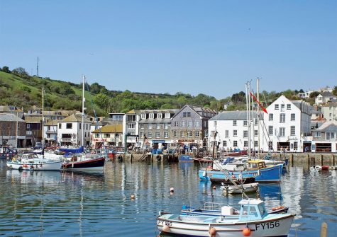Harbourside Apartment, Mevagissey is perched above the vibrant & bustling harbour