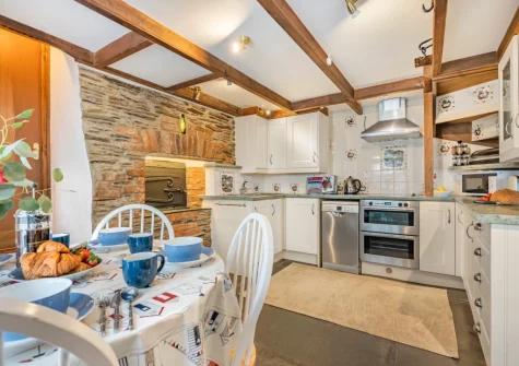 The kitchen & dining area at Harbourside Cottage, Padstow