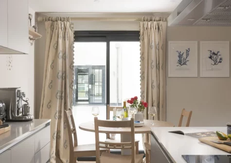 The kitchen & dining area at Harlyn Folly, Harlyn