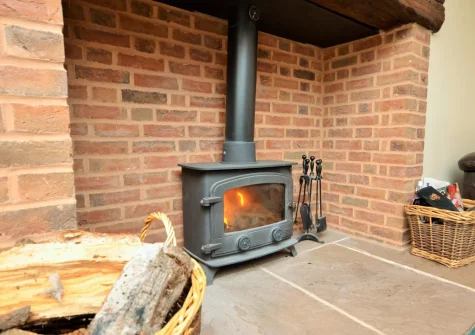 The living room at Harris Fam, Talaton