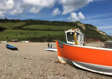 Harris Fam is an ideal base for exploring Branscombe & everything Devon has to offer
